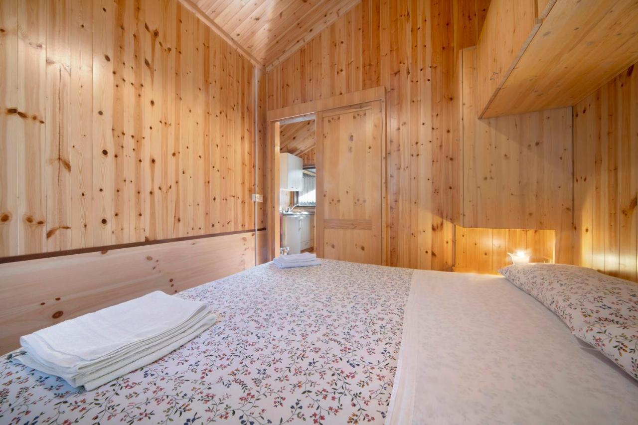 Casa Bucaneve บาร์ซีโอ ภายนอก รูปภาพ
